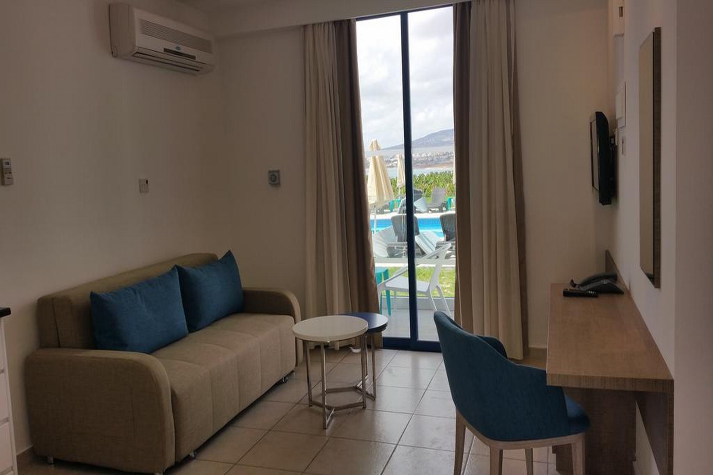 Marica'S Boutique Hotel Kissonerga Dış mekan fotoğraf