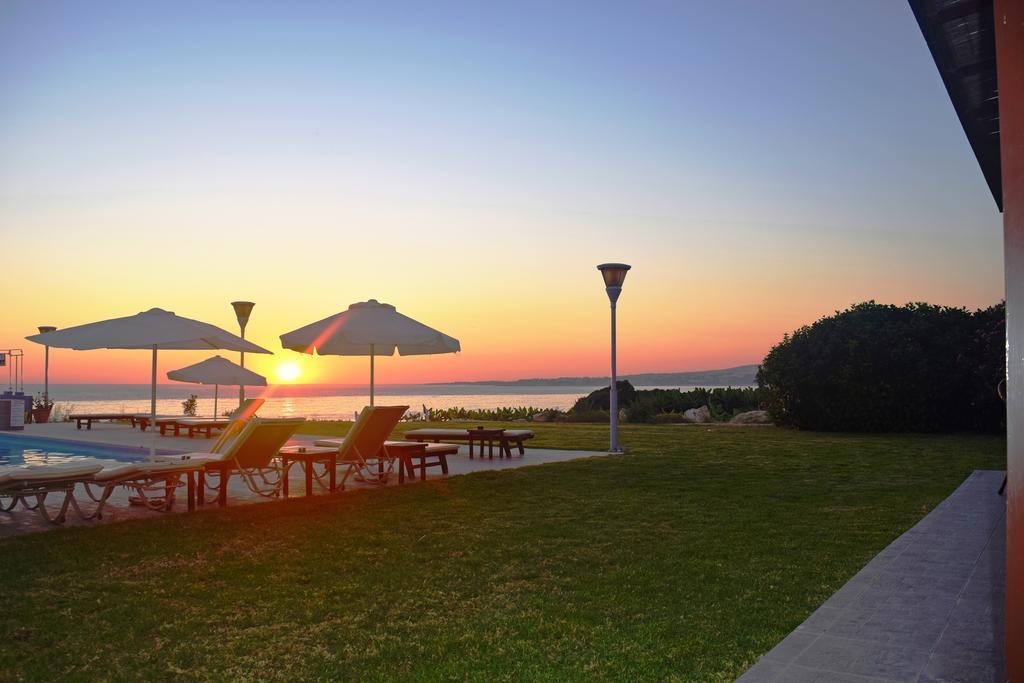 Marica'S Boutique Hotel Kissonerga Dış mekan fotoğraf