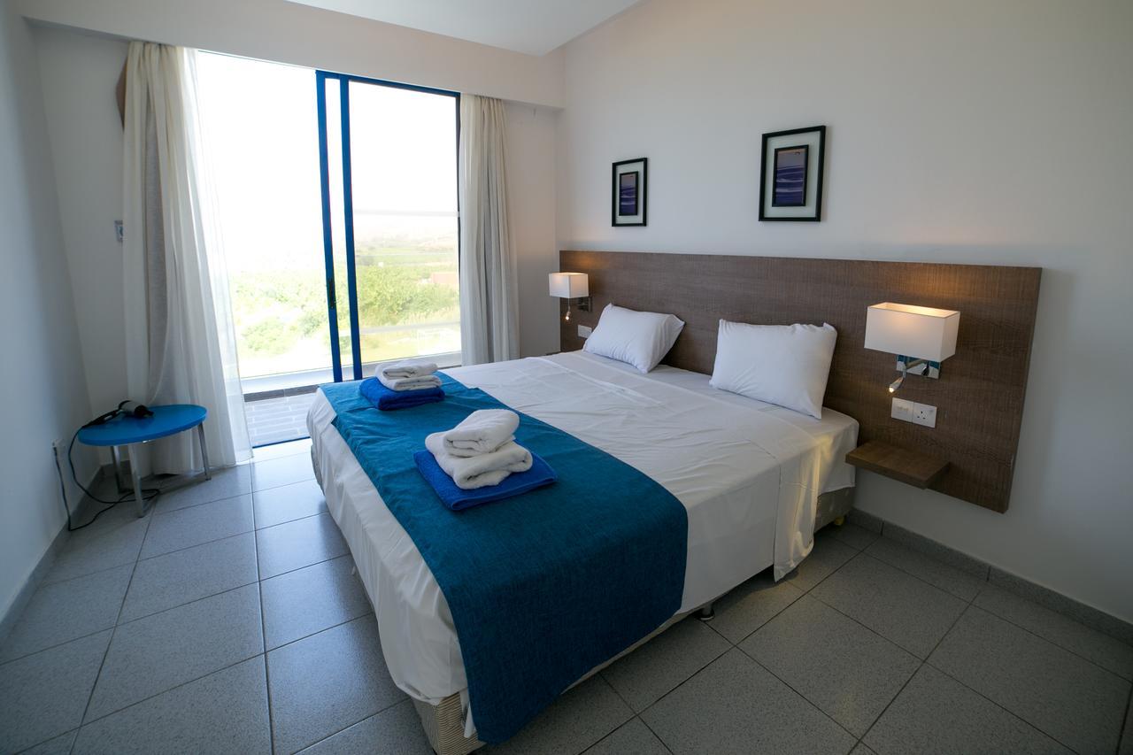 Marica'S Boutique Hotel Kissonerga Dış mekan fotoğraf